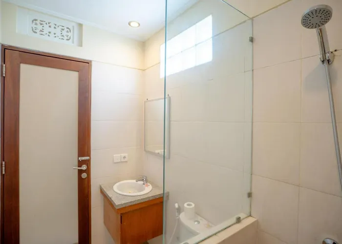 Hotel Sakura 2*