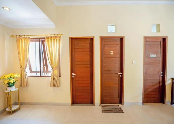 Sakura Otel 2*
